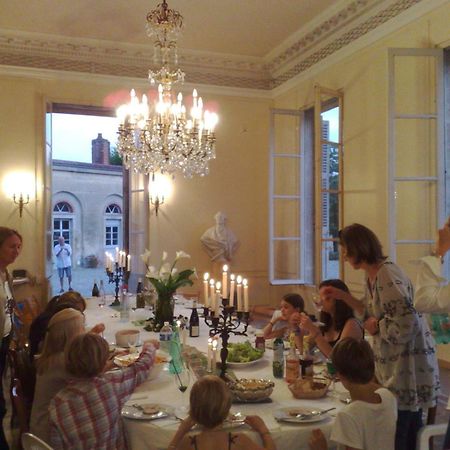 Le Chateau De Bressey & Son Orangerie エクステリア 写真