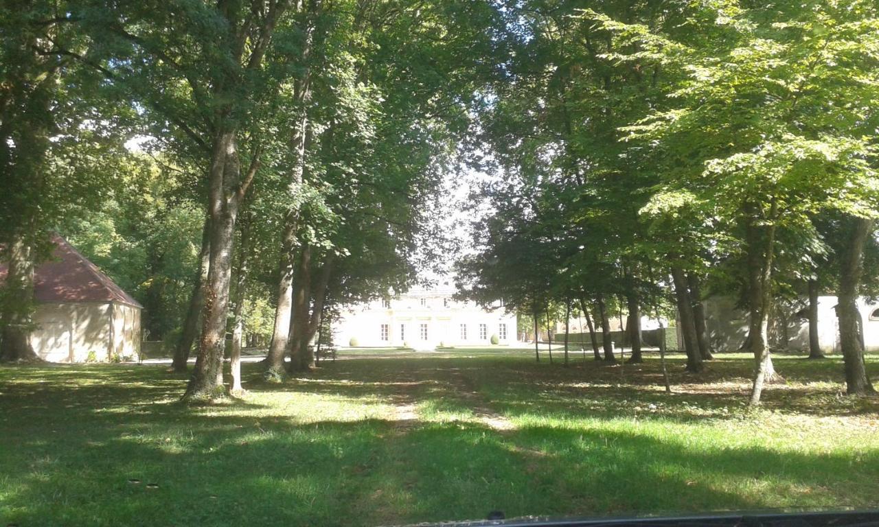 Le Chateau De Bressey & Son Orangerie エクステリア 写真