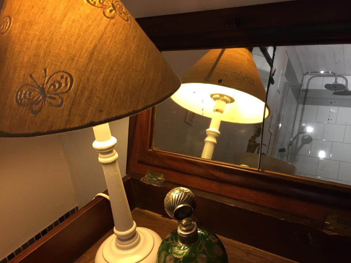 Le Chateau De Bressey & Son Orangerie エクステリア 写真